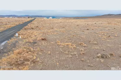 4345 Spruce Avenue, Silver Springs, NV 89429 - Photo 2