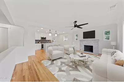 625 Hunter Lake Drive, Reno, NV 89509 - Photo 2