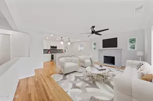 625 Hunter Lake Dr, Reno, NV 89509 - Photo 2