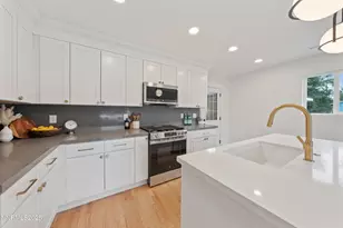 625 Hunter Lake Dr, Reno, NV 89509 - Photo 8