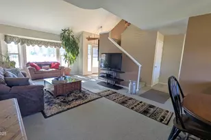 131 N Pointe Cir, Dayton, NV 89403 - Photo 4