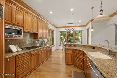 6410 Zermatt Court, Reno, NV 89511 - Photo 14