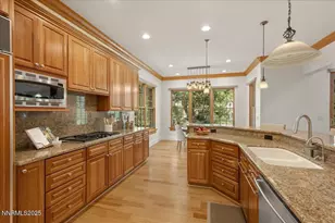 6410 Zermatt Ct, Reno, NV 89511 - Photo 14