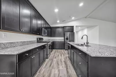 7423 Comet Court, Sparks, NV 89436 - Photo 14