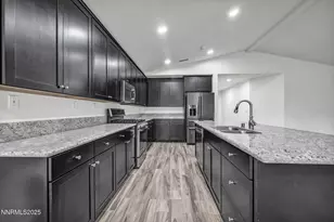 7423 Comet Ct, Sparks, NV 89436 - Photo 14