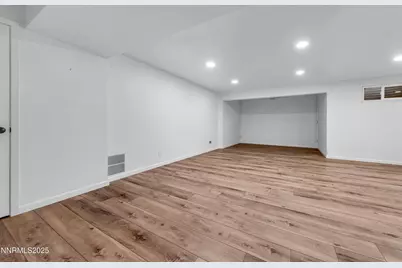 2350 Barnes Circle, Reno, NV 89509 - Photo 32