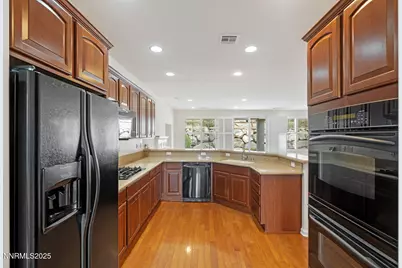 1170 Cliff Park Way, Reno, NV 89523 - Photo 10