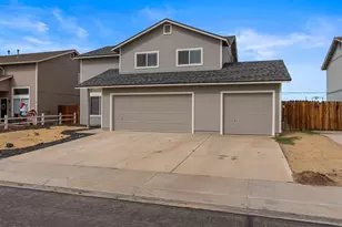 151 Desert Springs Ln, Fernley, NV 89408 - Photo 2