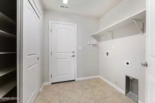 7260 Treeline Ct, Sparks, NV 89436 - Photo 14