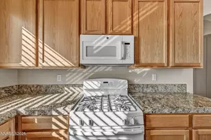 823 Gullane Ct, Dayton, NV 89403 - Photo 8