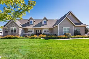 1030 Country Ln, Gardnerville, NV 89460 - Photo 6