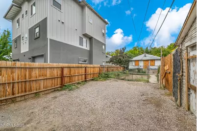 344 E 7th Street, Reno, NV 89512 - Photo 8