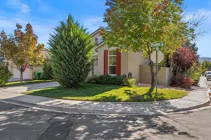 9290 Hummer Dr, Reno, NV 89521 - Photo 2