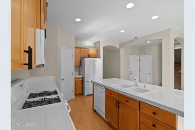 9290 Hummer Drive, Reno, NV 89521 - Photo 16