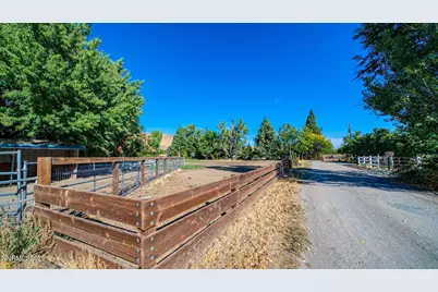 251 Theobald Lane, Reno, NV 89521 - Photo 6