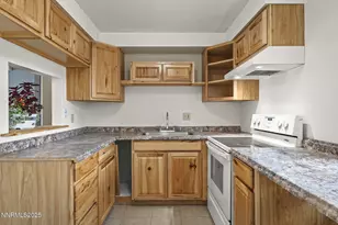 10005 Sagewood Dr, Reno, NV 89506 - Photo 10