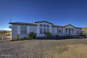 1535 Lincoln Cir, Silver Springs, NV 89429 - Photo 2