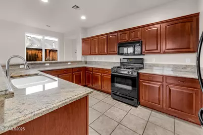 1710 Trailcreek Way, Reno, NV 89523 - Photo 4