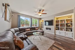 7045 Krug Dr, Sparks, NV 89436 - Photo 4