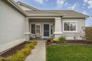 10235 Robilee Dr, Reno, NV 89521 - Photo 1