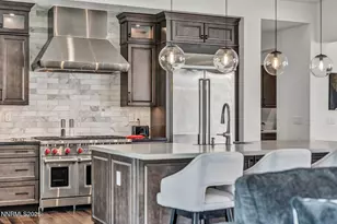 2348 Hammer Fls Dr, Reno, NV 89521 - Photo 8