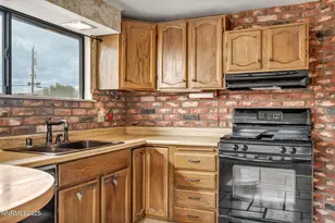 167 E 7th Ave, Sun Valley, NV 89433 - Photo 10