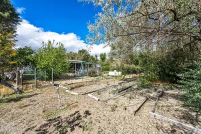 4000 Bobolink Circle, Reno, NV 89508 - Photo 50