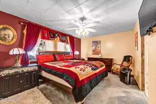 4000 Bobolink Cir, Reno, NV 89508 - Photo 14