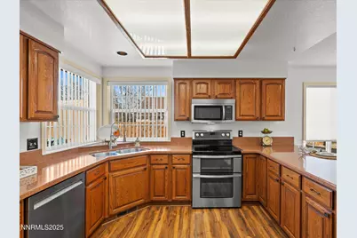 548 Briarwood Drive, Carson City, NV 89701 - Photo 14