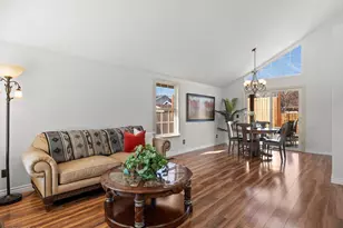 548 Briarwood Dr, Carson City, NV 89701 - Photo 6