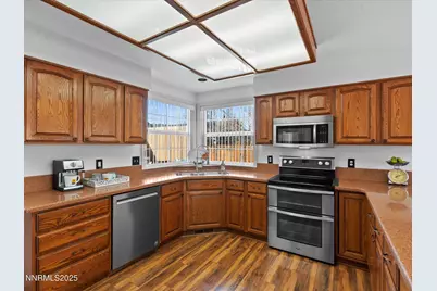 548 Briarwood Drive, Carson City, NV 89701 - Photo 12