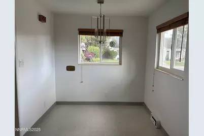 230 Glenmanor Drive, Reno, NV 89509 - Photo 6