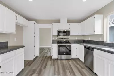 302 Royal Troon Drive, Dayton, NV 89403 - Photo 18