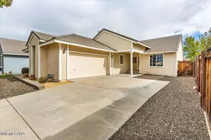 302 Royal Troon Dr, Dayton, NV 89403 - Photo 4