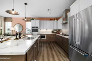 284 Arlis Pl, Spanish Springs, NV 89441 - Photo 4