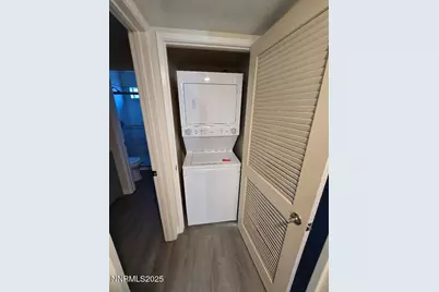 560 Nichols Boulevard, Sparks, NV 89431 - Photo 10