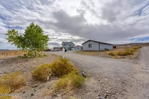 20 Simons Rd, Fernley, NV 89408 - Photo 34