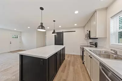 285 Stone Corral Drive, Sun Valley, NV 89433 - Photo 4