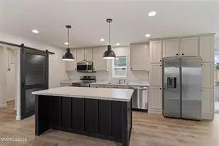 285 Stone Corral Dr, Sun Valley, NV 89433 - Photo 2