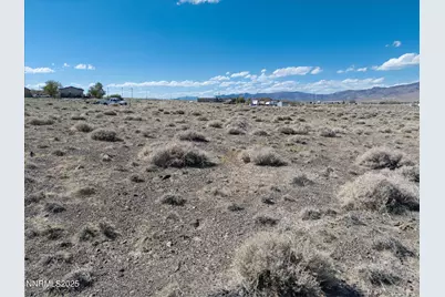 4810 Holmes Avenue, Silver Springs, NV 89429 - Photo 10