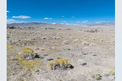 4810 Holmes Avenue, Silver Springs, NV 89429 - Photo 2