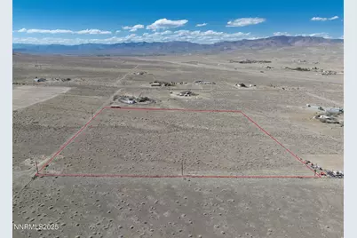 4810 Holmes Avenue, Silver Springs, NV 89429 - Photo 8