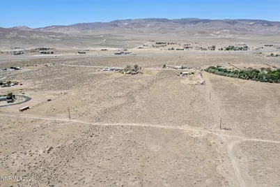 4810 Holmes Avenue, Silver Springs, NV 89429 - Photo 18