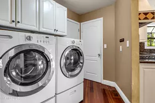 2835 Parkway Dr, Reno, NV 89502 - Photo 14