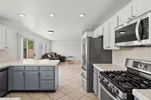 8031 Monterey Shores Dr, Reno, NV 89506 - Photo 12