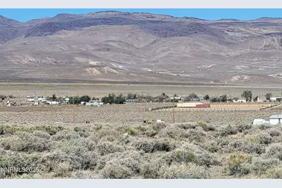3090 Curtis Ave, Silver Springs, NV 89429 - Photo 2