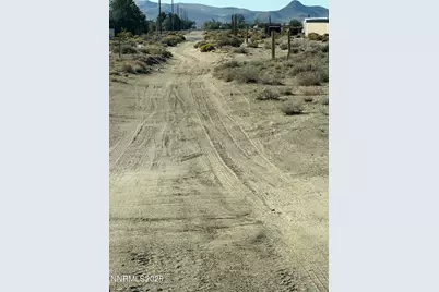 1475 E 2nd Street, Silver Springs, NV 89429 - Photo 4