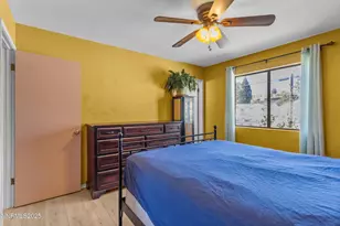 7720 Yorkshire Dr, Reno, NV 89506 - Photo 12