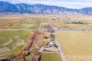 911 Waterloo Ln, Gardnerville, NV 89460 - Photo 22