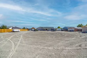 141 Country Ranch Rd, Fernley, NV 89408 - Photo 32